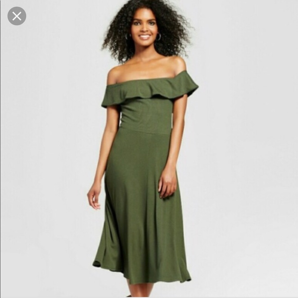 Off the shoulder army green mid length dress XS
